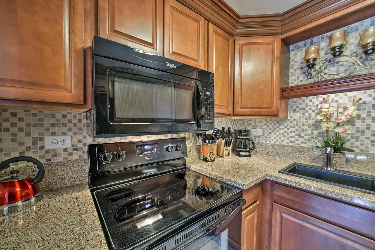 Apartment Downtown Air Conditioned Condo Walk To Beaches Kailua-Kona United States