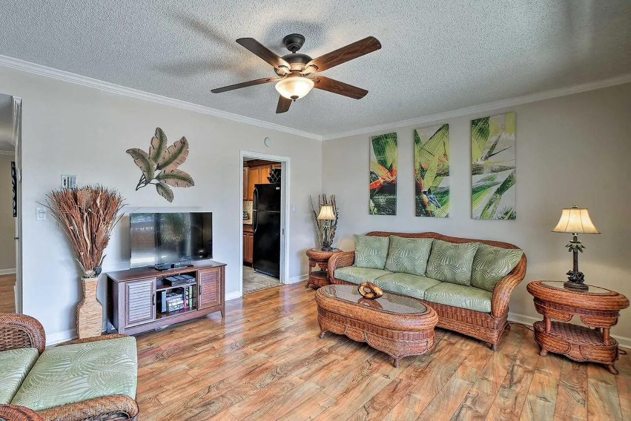 Downtown Air Conditioned Condo Walk To Beaches Kailua-Kona