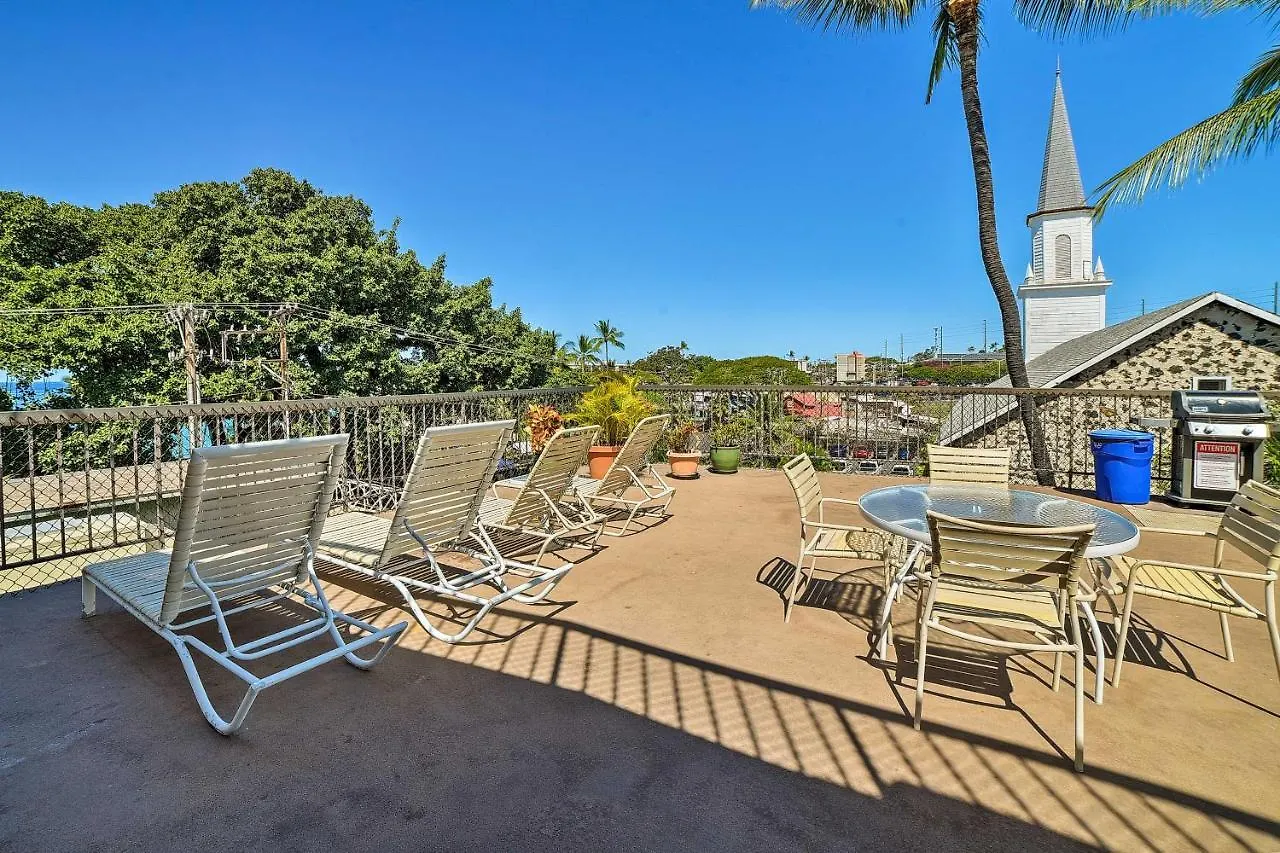 Downtown Air Conditioned Condo Walk To Beaches Kailua-Kona United States